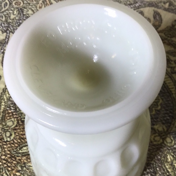 Milk Glass vintage EI Brody authentic pedestal goblet style thumprint texture - Picture 5 of 6